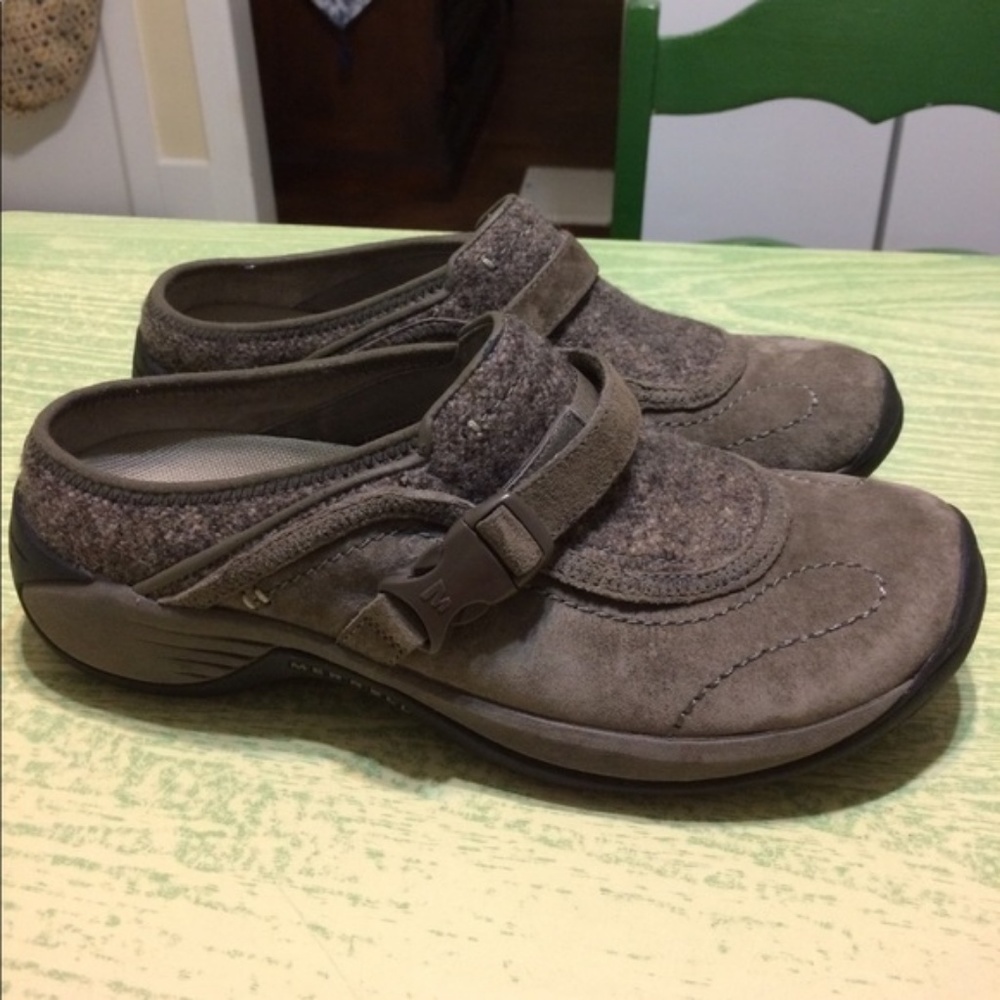 Brown Merrells Qform Slip On